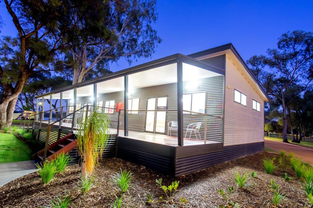 Big4 Renmark Riverfront Holiday Park Bagian luar foto